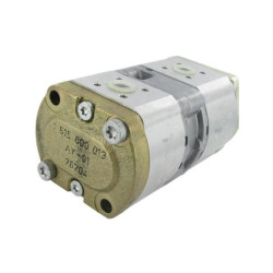 Pompa hydrauliczna Kramer 11+1 ccm lewa R918C01198 Bosch 0510565387 Bosch Rexroth 8719607012393