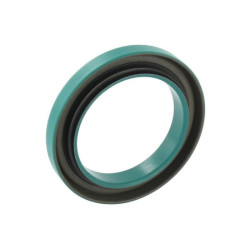 RE542195 John Deere Uszczelniacz oleju silnika