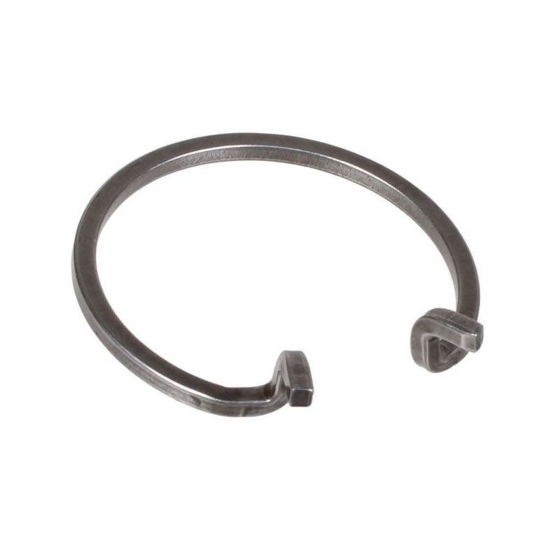 R232481 John Deere Pierścień zabezpieczający,