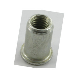 Gaspardo F02250683R - Tuleja gwintowana M8