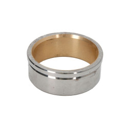 Tuleja osi przedniej Massey Ferguson 182850M1