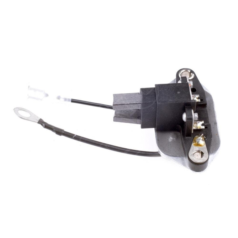 Regulator napięcia 14,2V-14,8V