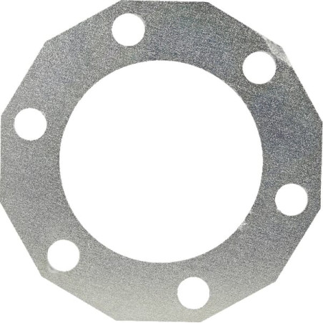 Element dystansowy