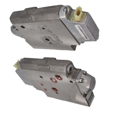 R917011860 Rozdzielacz, John Deere RE308284 