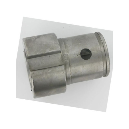 Comer (7) Piasta 1i3/8" Z6 151016546
